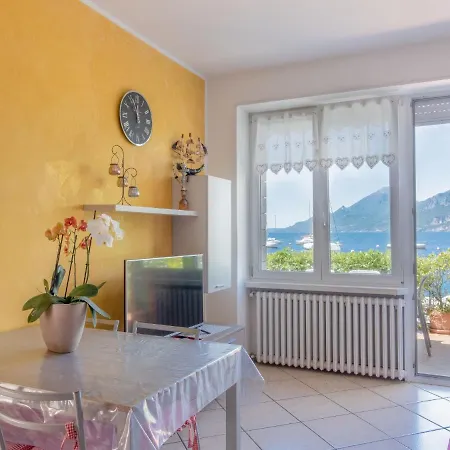 Locazione Turistica Casetta Sul Lago Casa de Férias Assenza